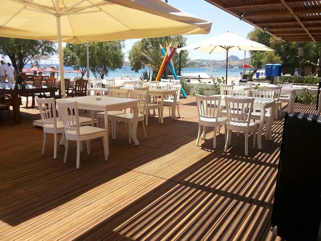 *** Bed & Breakfast Meggs Bodrum Beach Restaurant & Hotel Ortakent Turkey