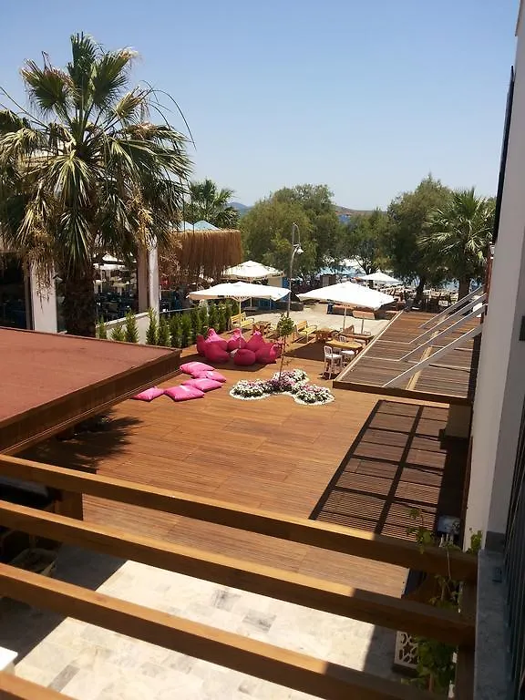 Bed & Breakfast Meggs Bodrum Beach Restaurant & Hotel Ortakent