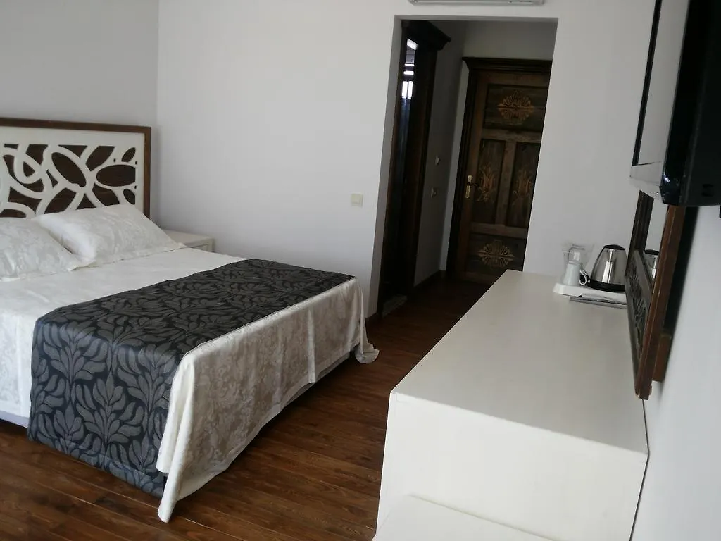 *** Bed & Breakfast Meggs Bodrum Beach Restaurant & Hotel Ortakent Turkey