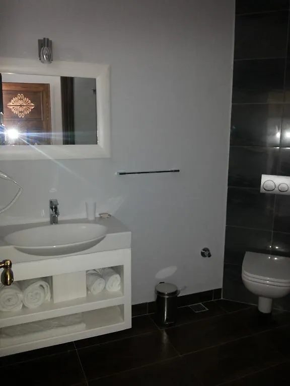 Bed & Breakfast Meggs Bodrum Beach Restaurant & Hotel Ortakent