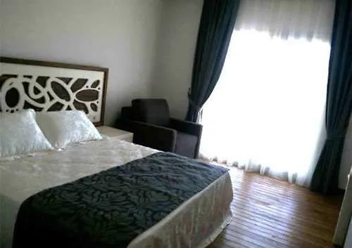 Frühstückspension Meggs Bodrum Beach Restaurant & Hotel Ortakentyahşi